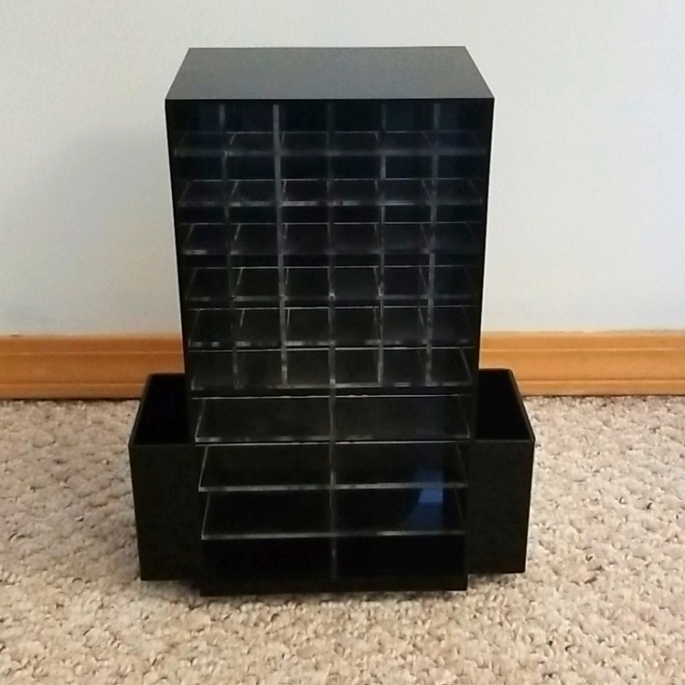 360* Spinning Makup Holder